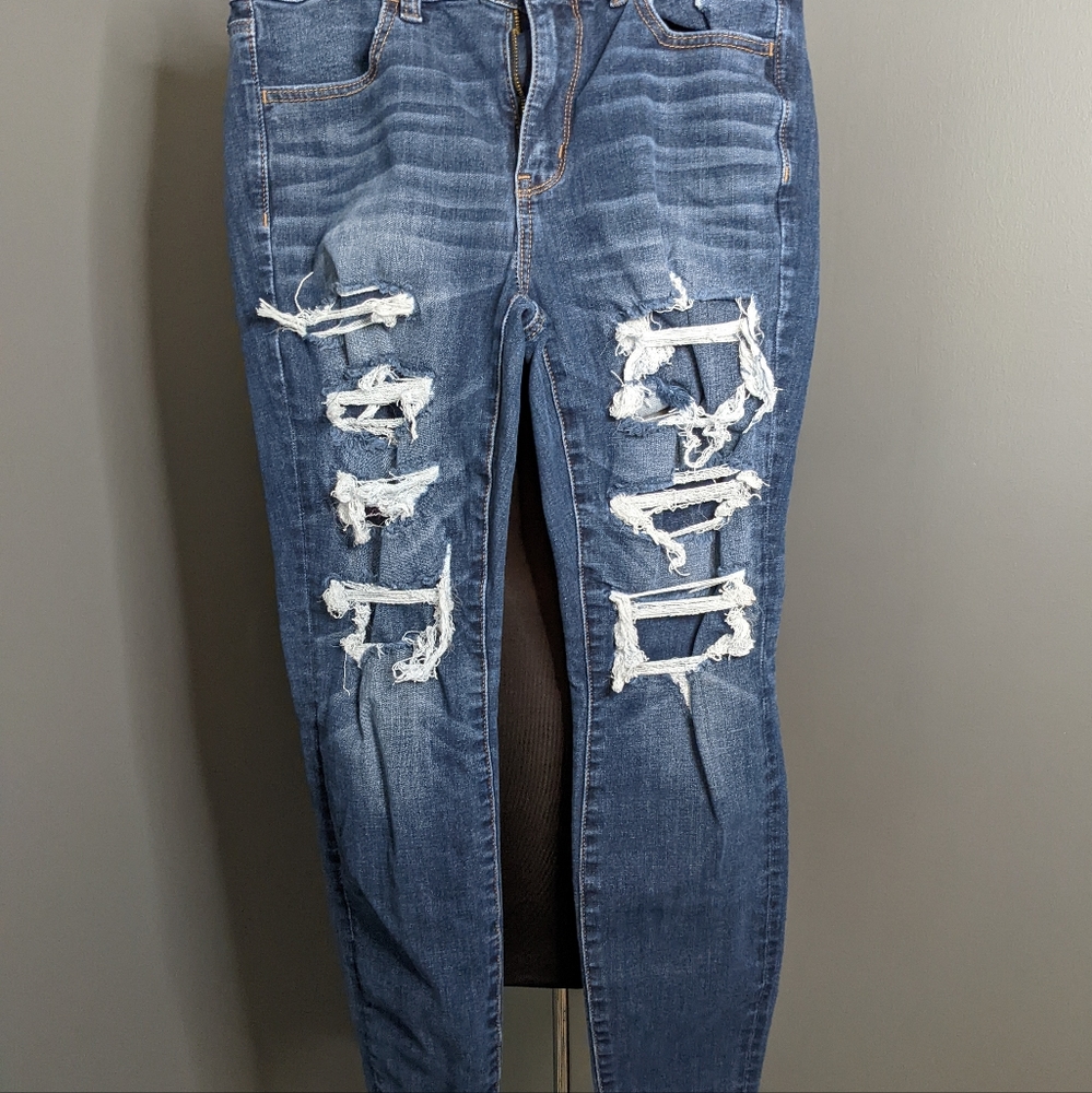 American Eagle Ripped Skinny Jeans